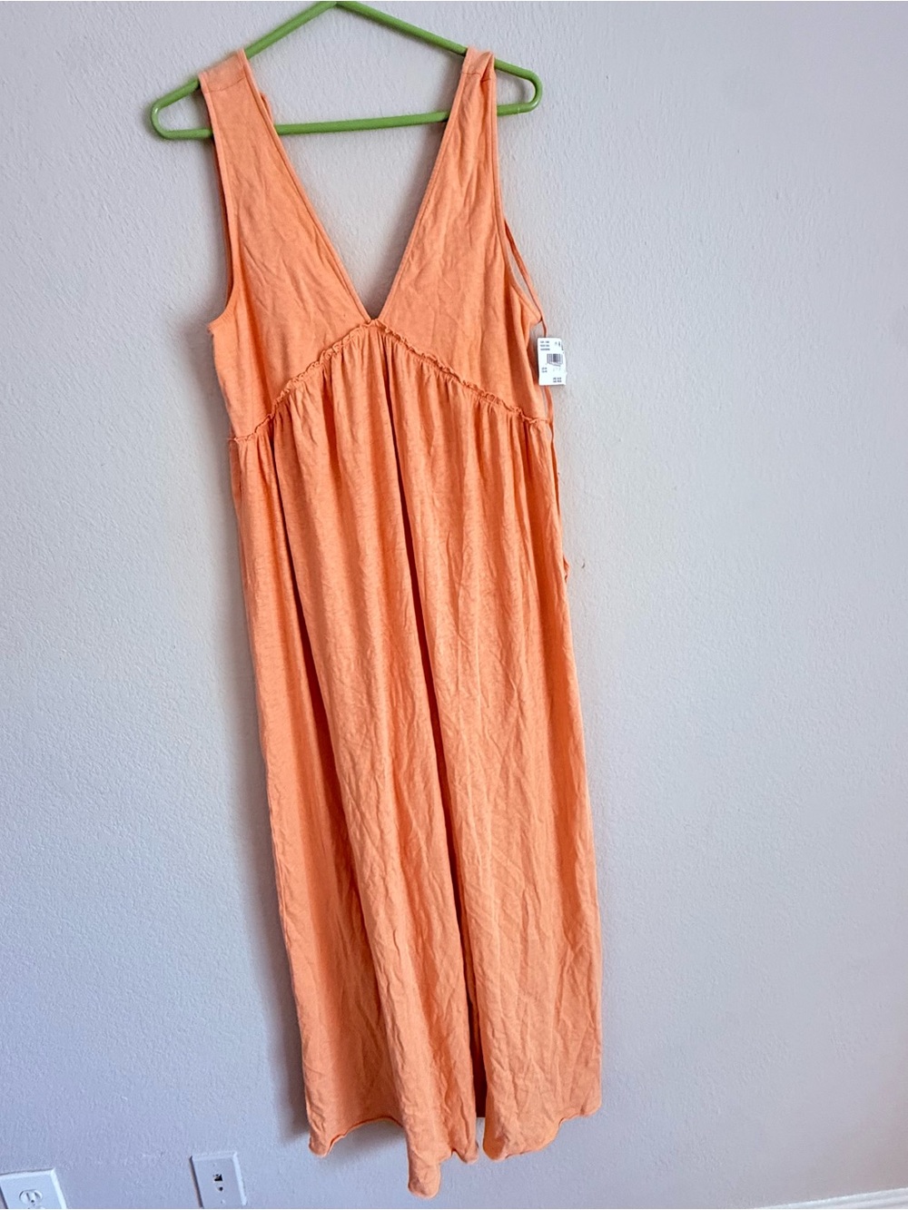 American Eagle Wide Leg Jumpsuit Women’s Peach V Neck Relaxed Boho Sz Medium